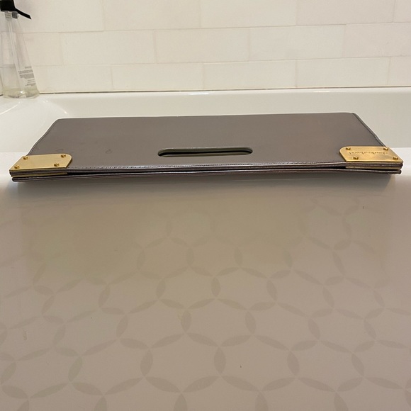 Charles David Silver Clutch - Picture 6 of 13